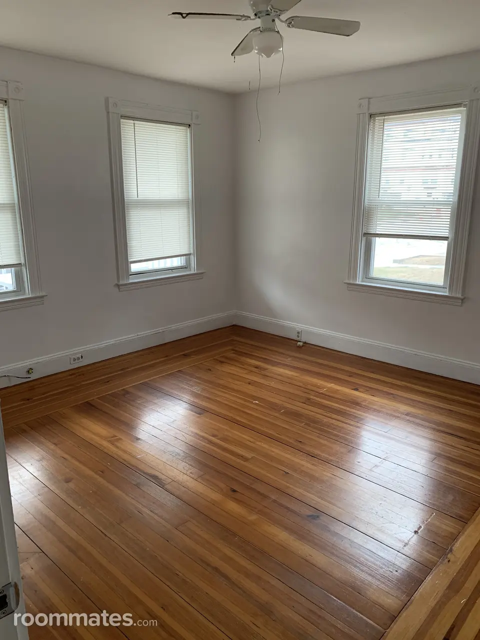 Profile photo 9 of 10