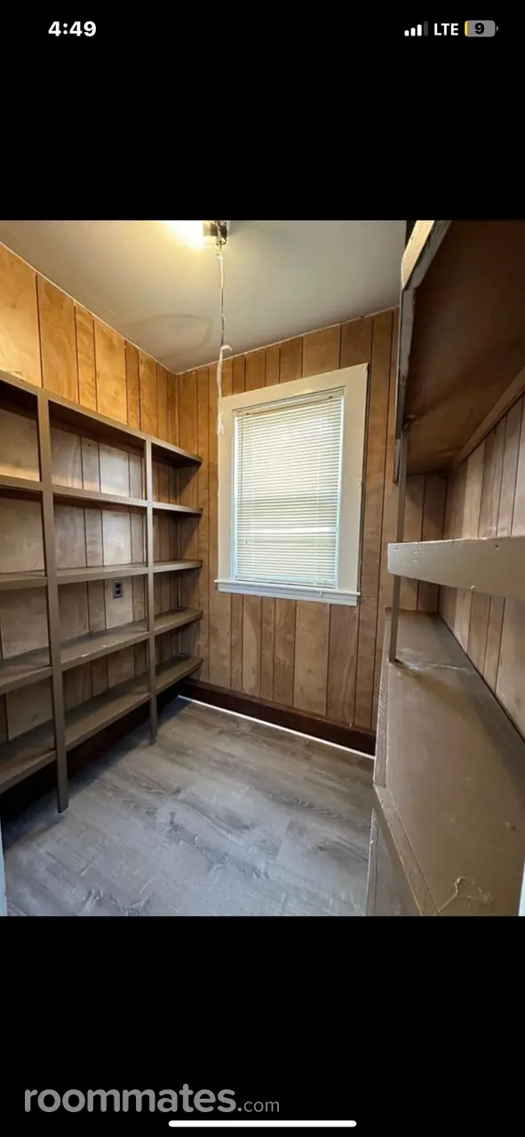 Profile photo 2 of 10