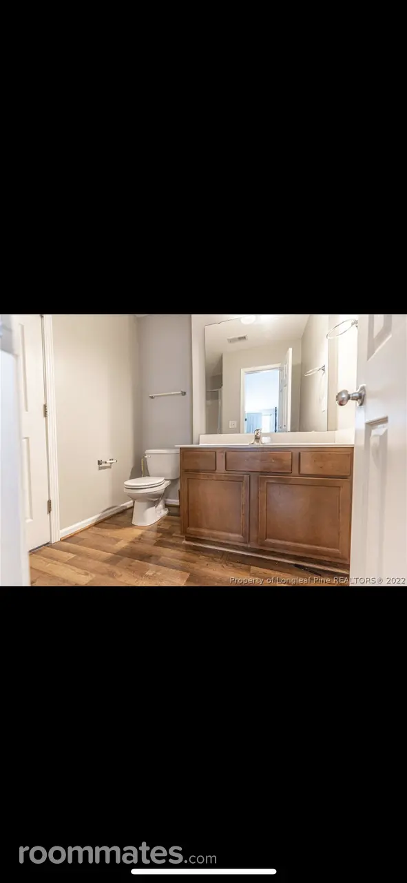 Profile photo 5 of 7