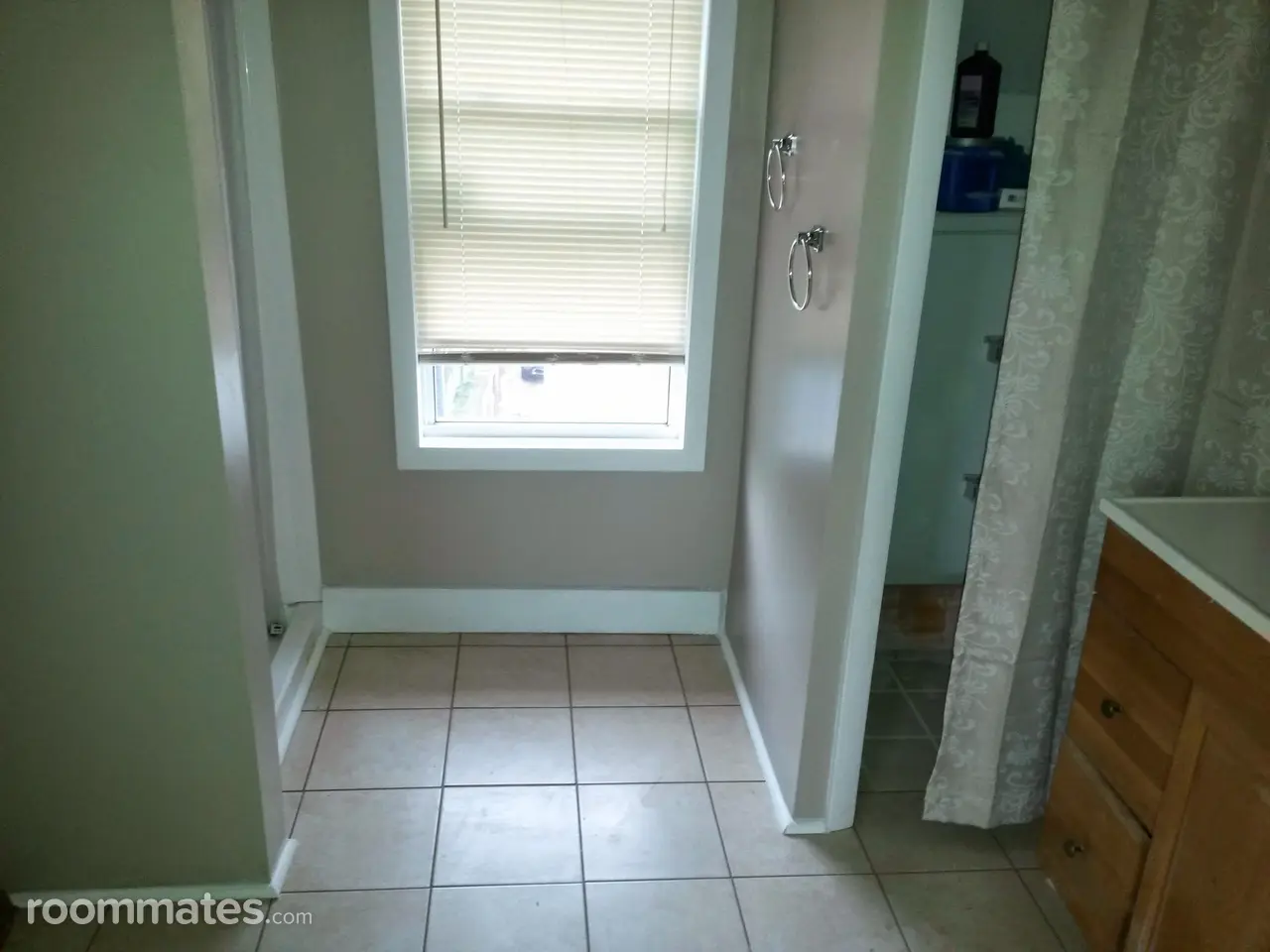 Profile photo 4 of 8