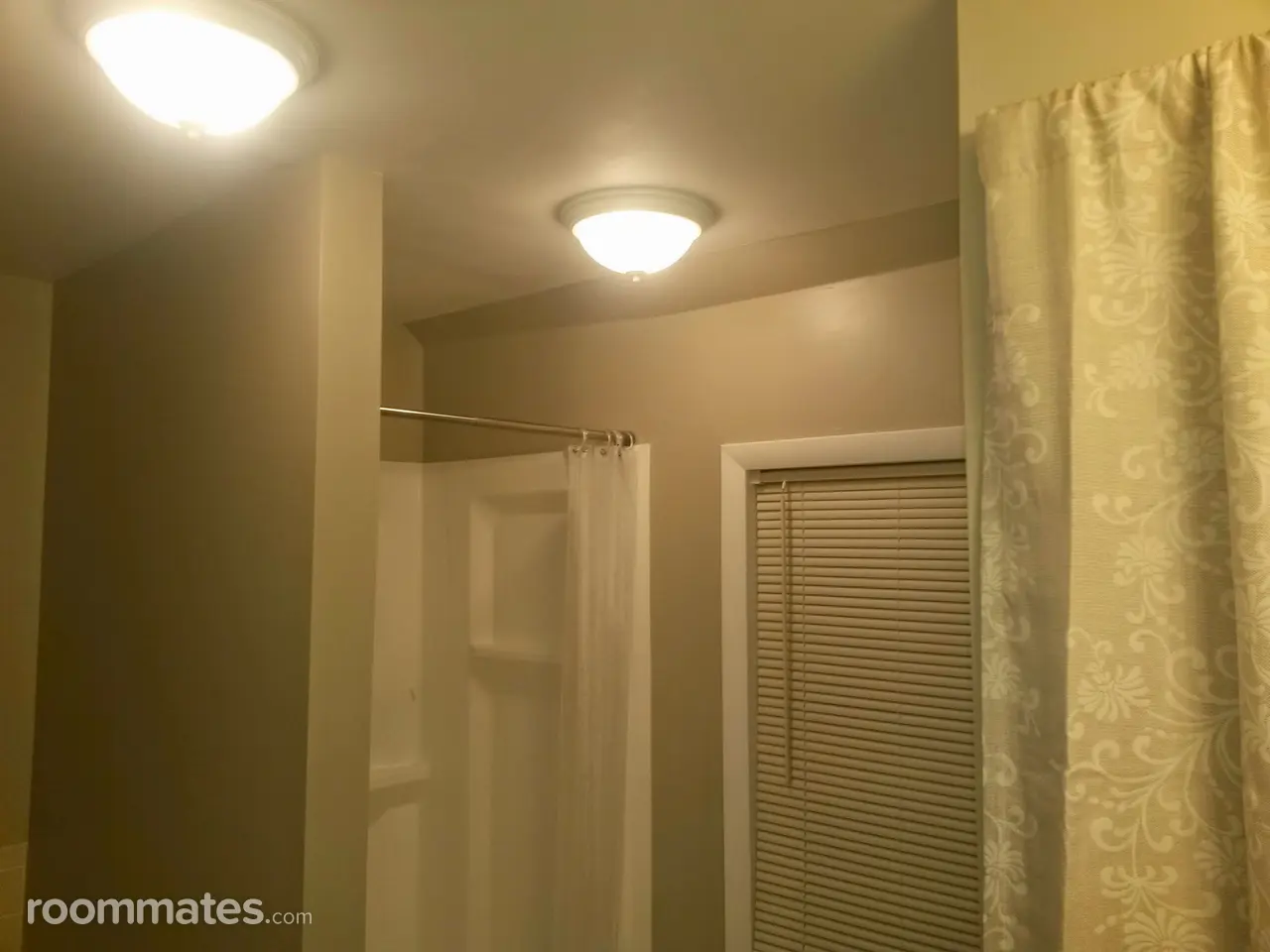 Profile photo 3 of 8