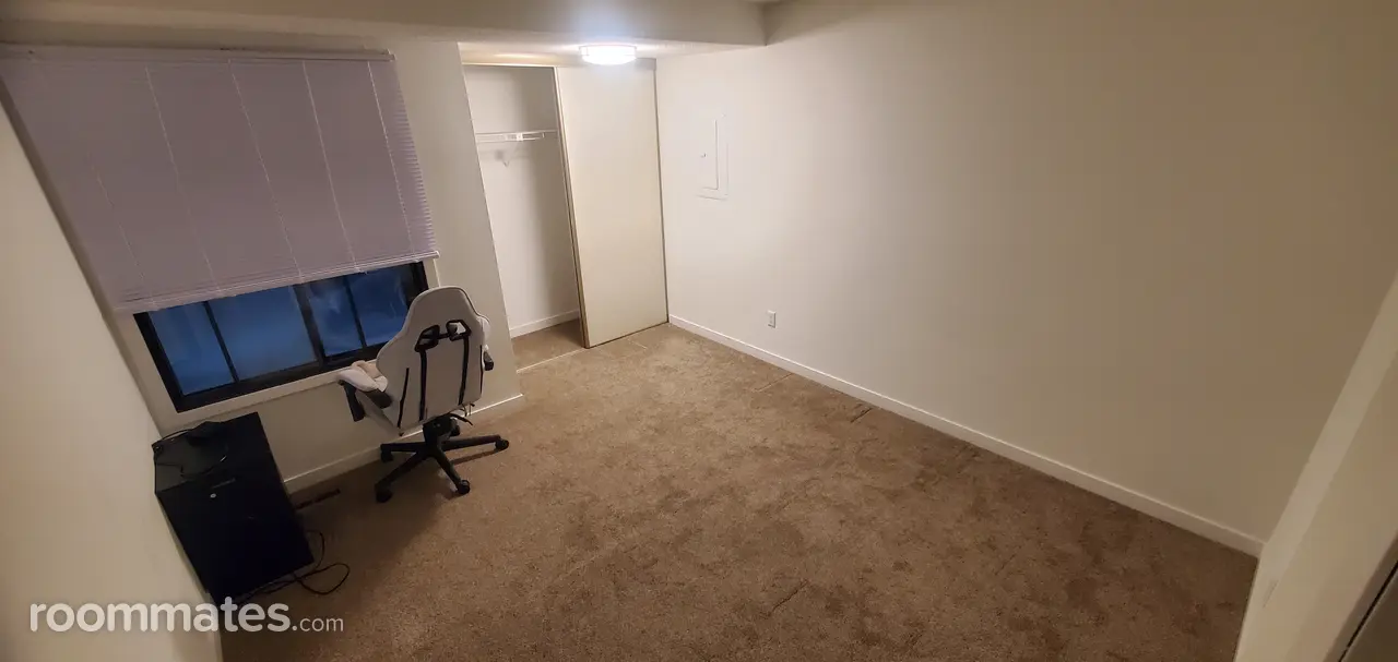 Profile photo 4 of 8