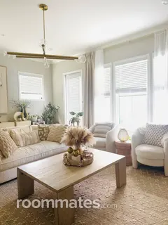 Room for rent in Alpharetta, GA $1500, townhouse