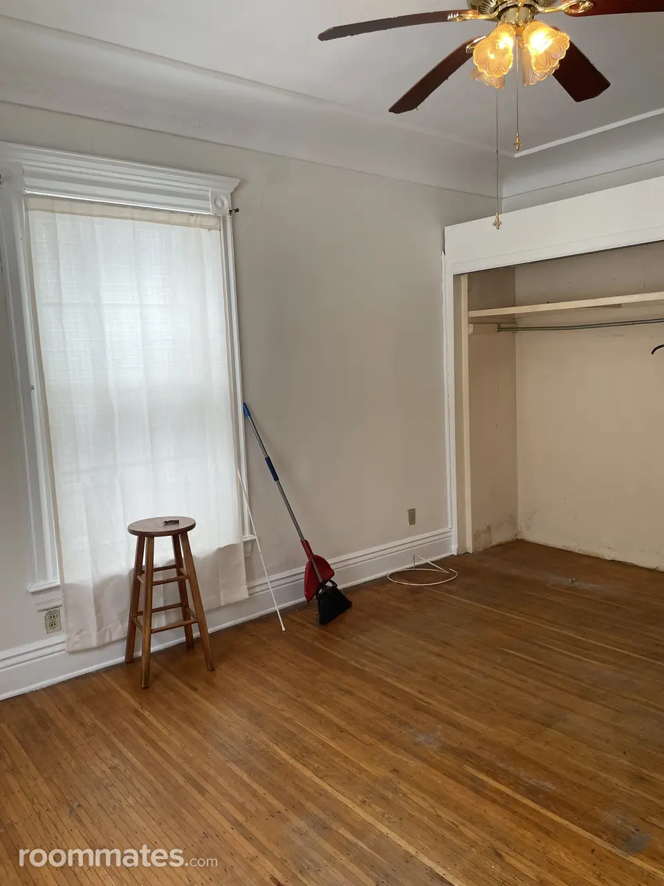 Profile photo 1 of 6