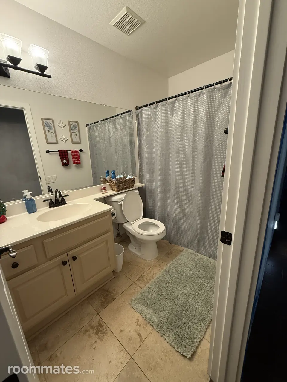 Profile photo 4 of 6