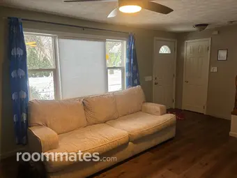 Room for rent in Rochester, NY $1000, house