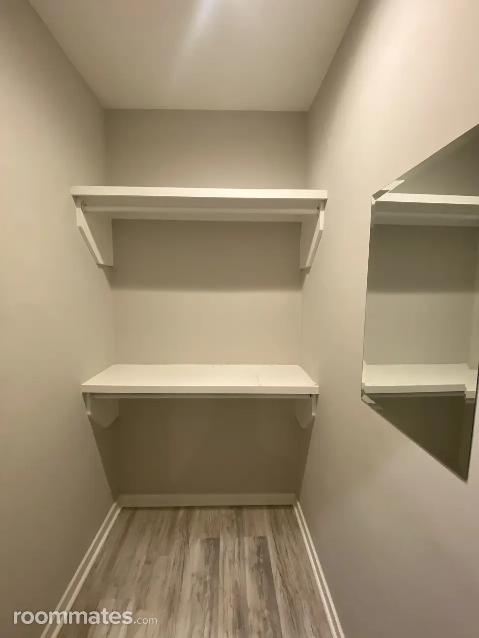 Profile photo 8 of 12