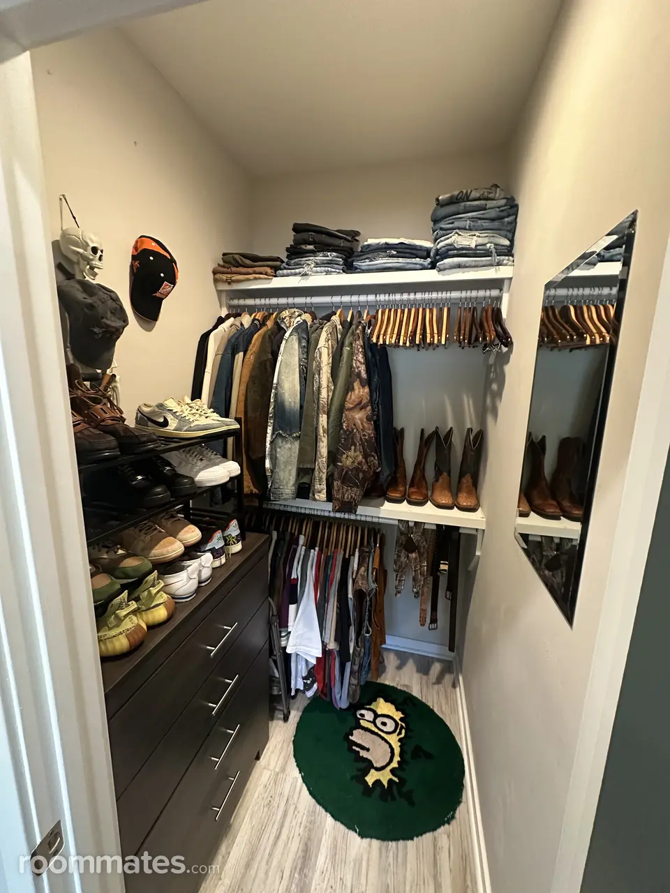 Profile photo 10 of 12