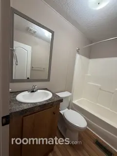 Room for rent in Auburn, AL $1200, house