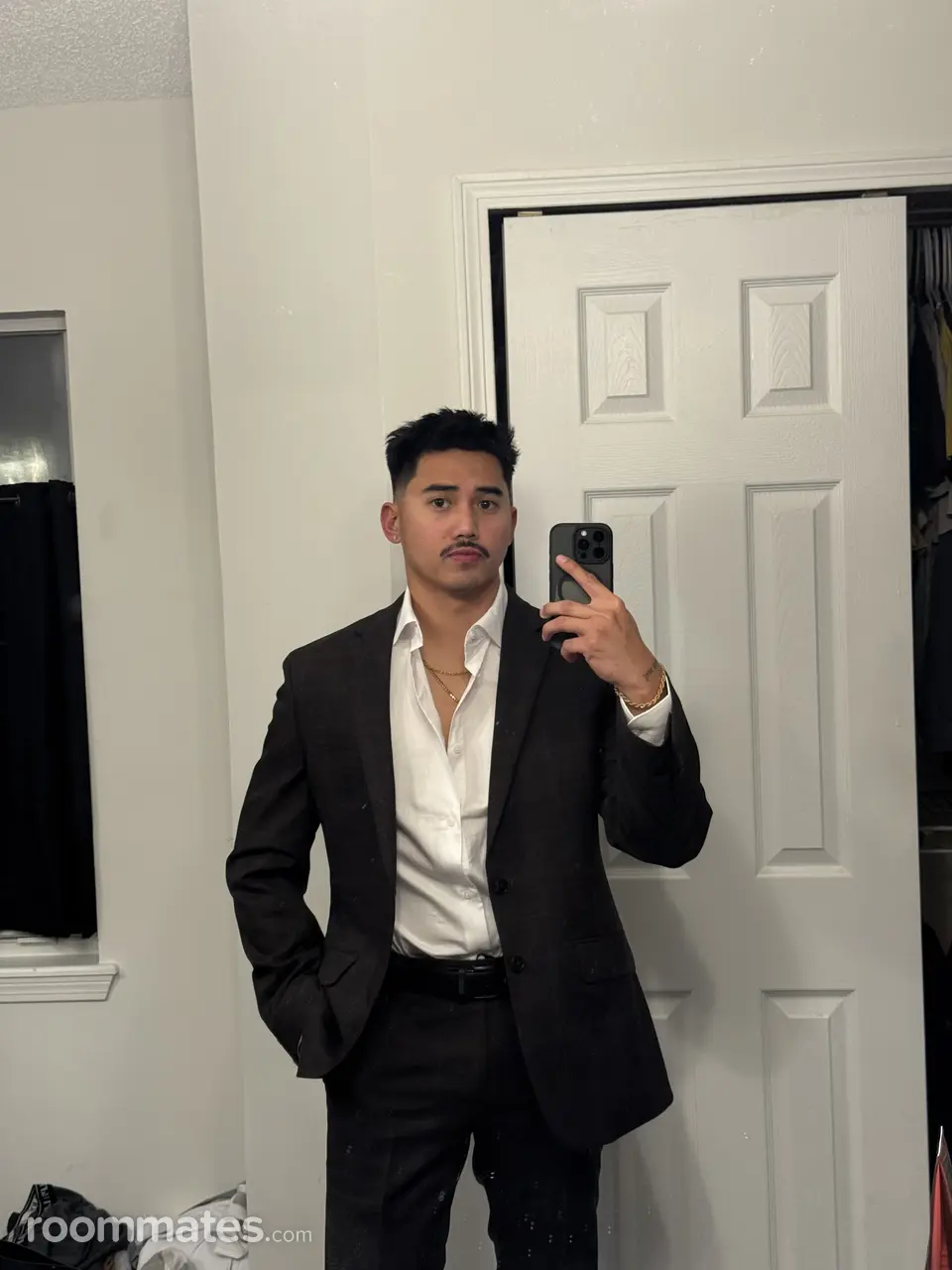 Profile photo 11 of 13