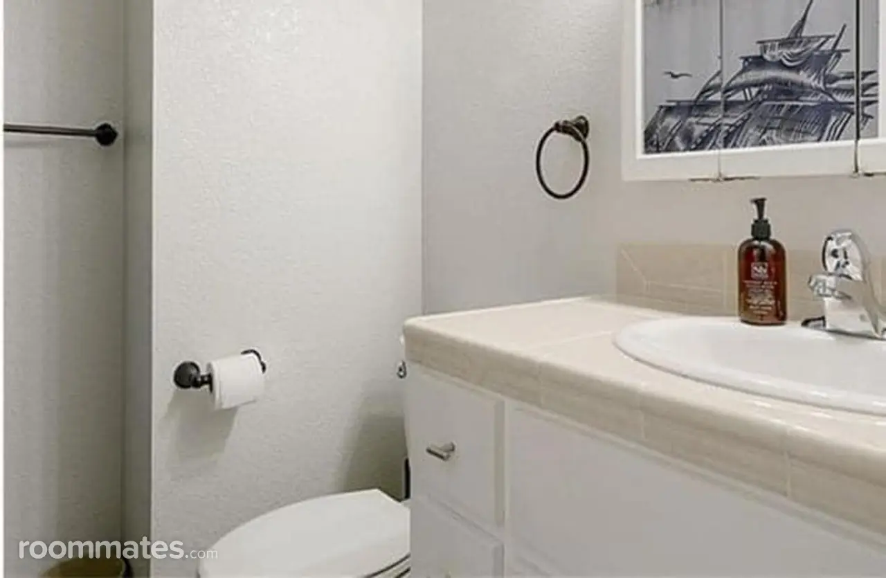 Profile photo 5 of 7