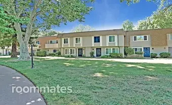 Room for rent in Sacramento, CA $800, townhouse