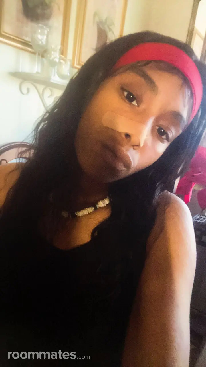 Profile photo 7 of 8