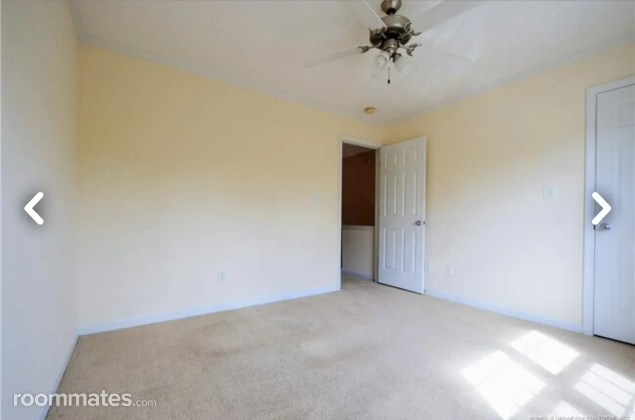 Profile photo 1 of 8