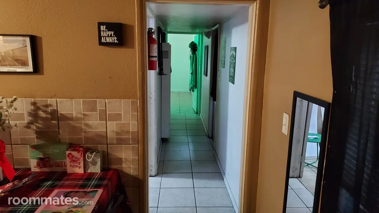 Profile photo 3 of 6