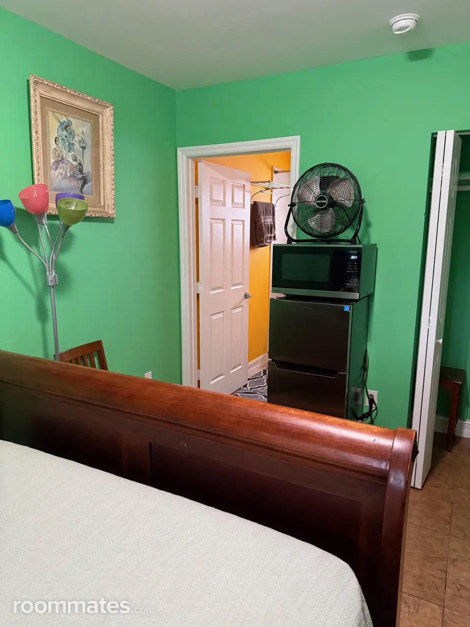 Profile photo 4 of 21