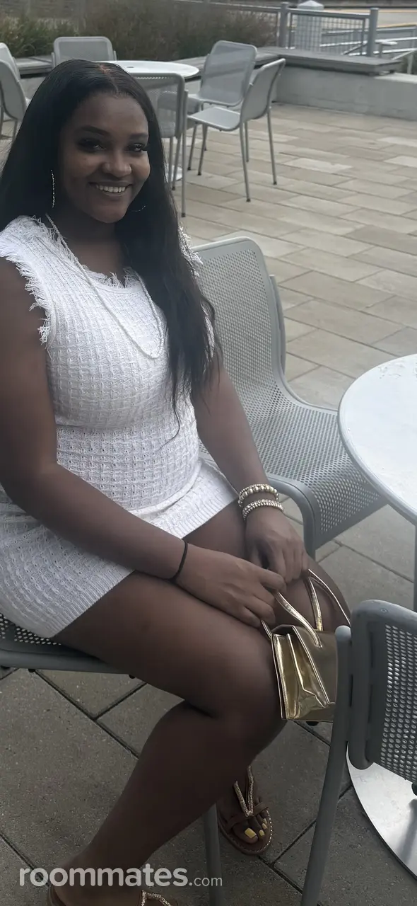 Profile photo 6 of 6