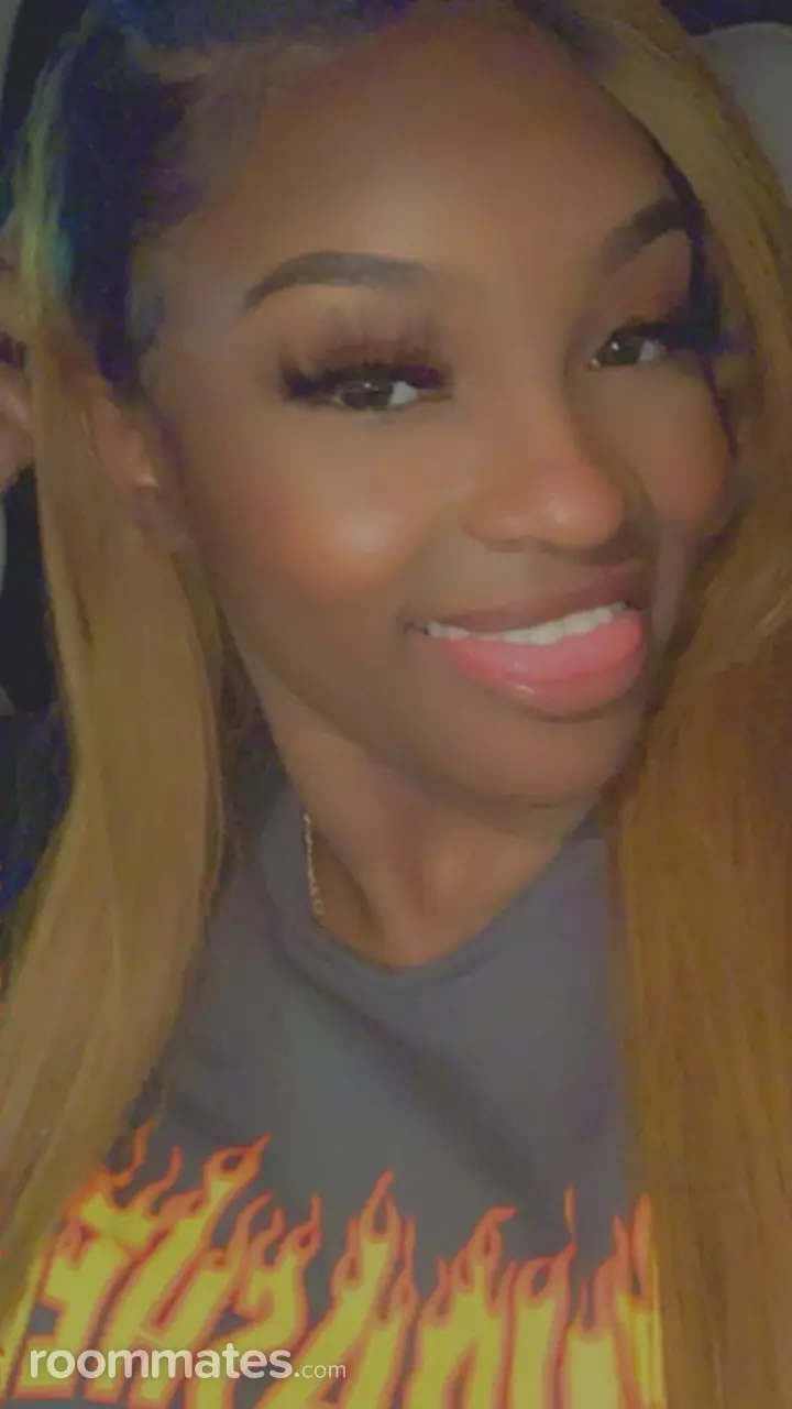 Profile photo 2 of 6