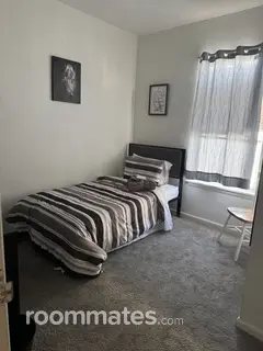 Room for rent in Portsmouth, VA $900, house