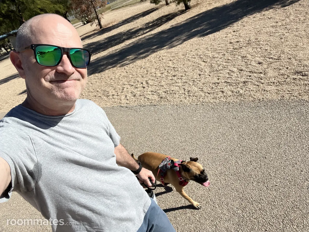 Profile photo 11 of 11