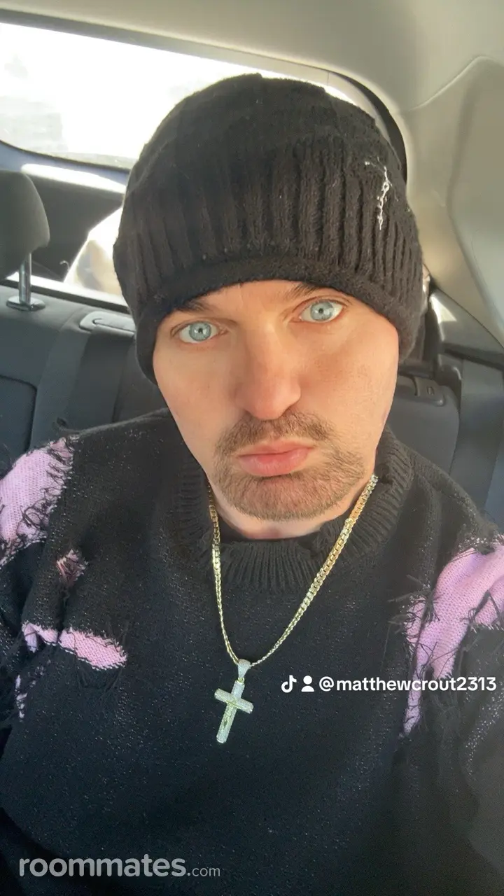 Profile photo 5 of 5