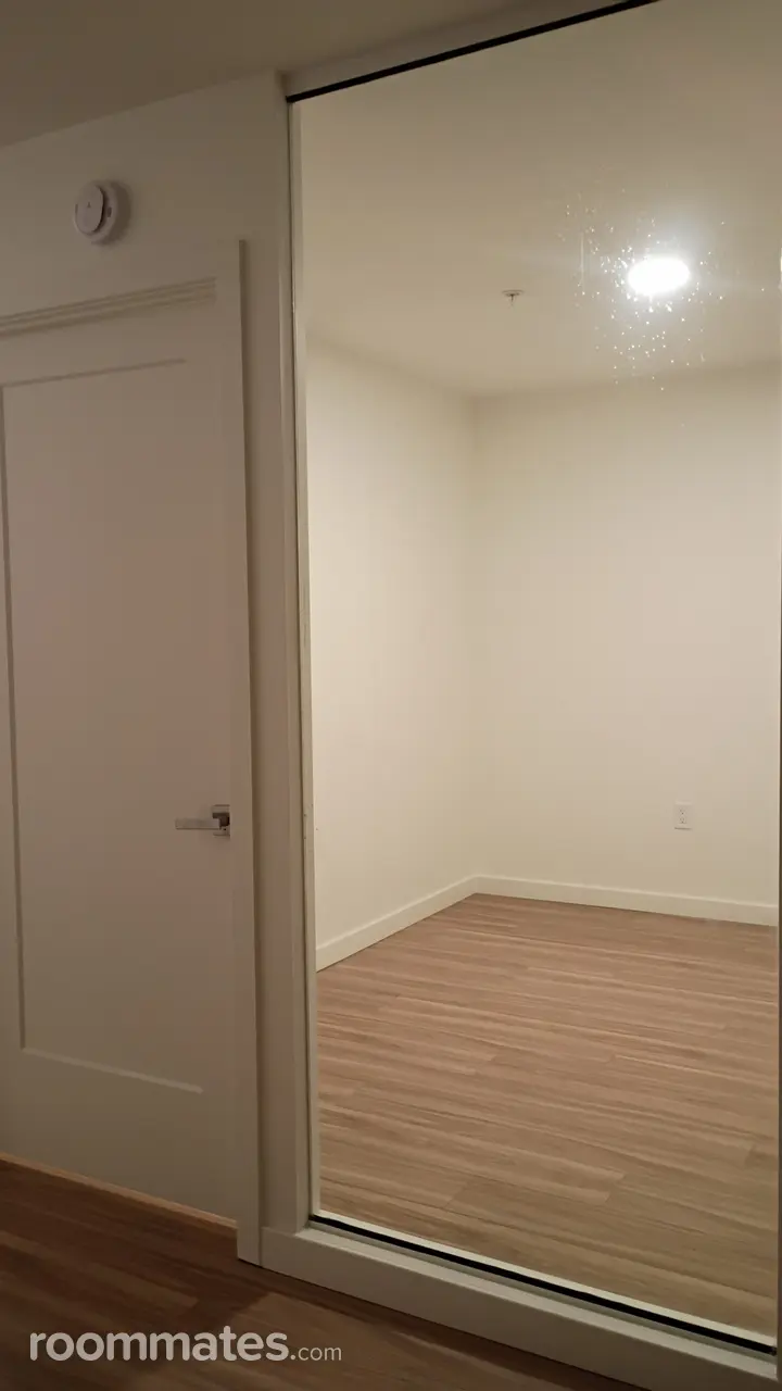 Profile photo 3 of 6