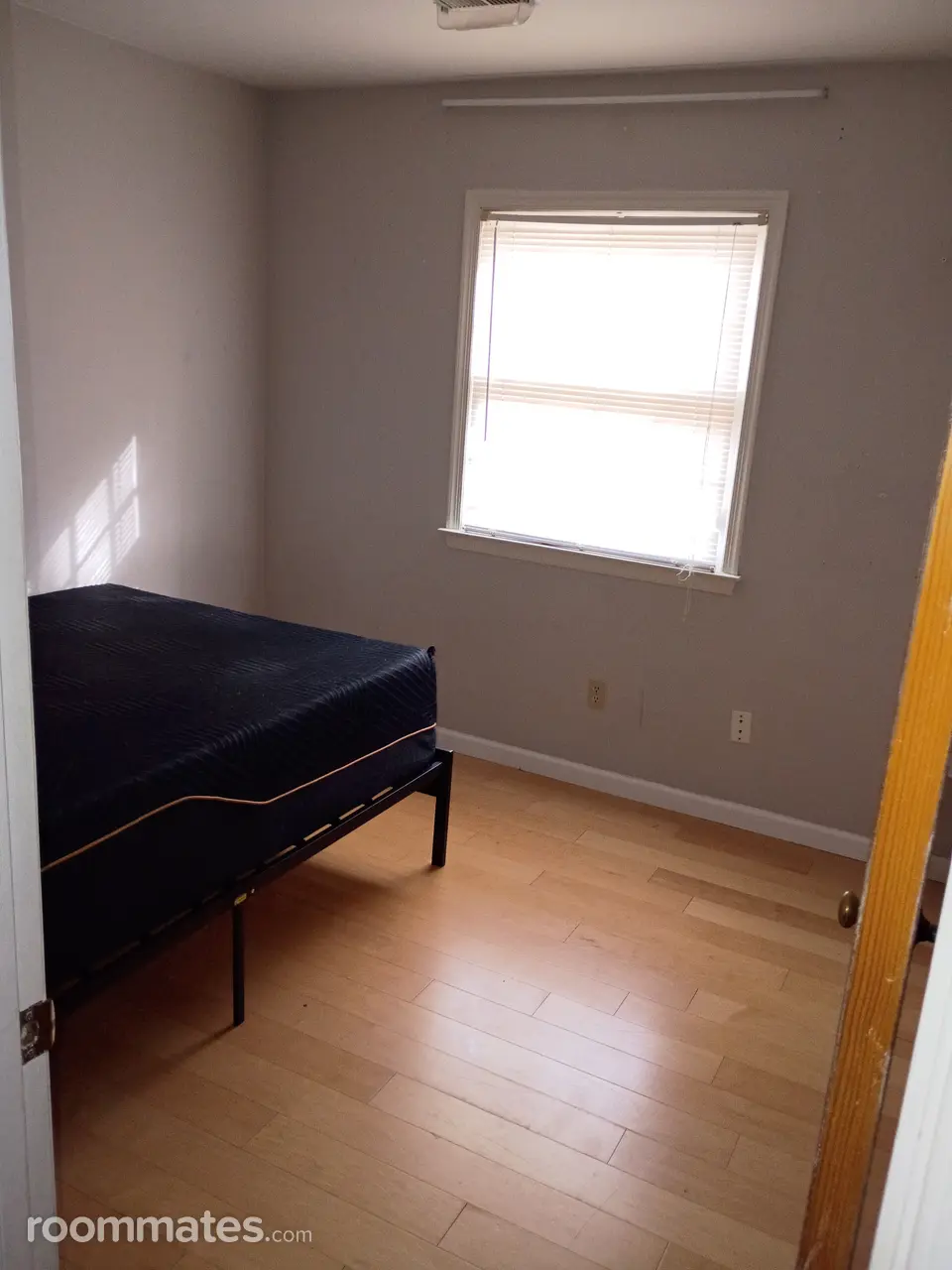 Profile photo 1 of 2