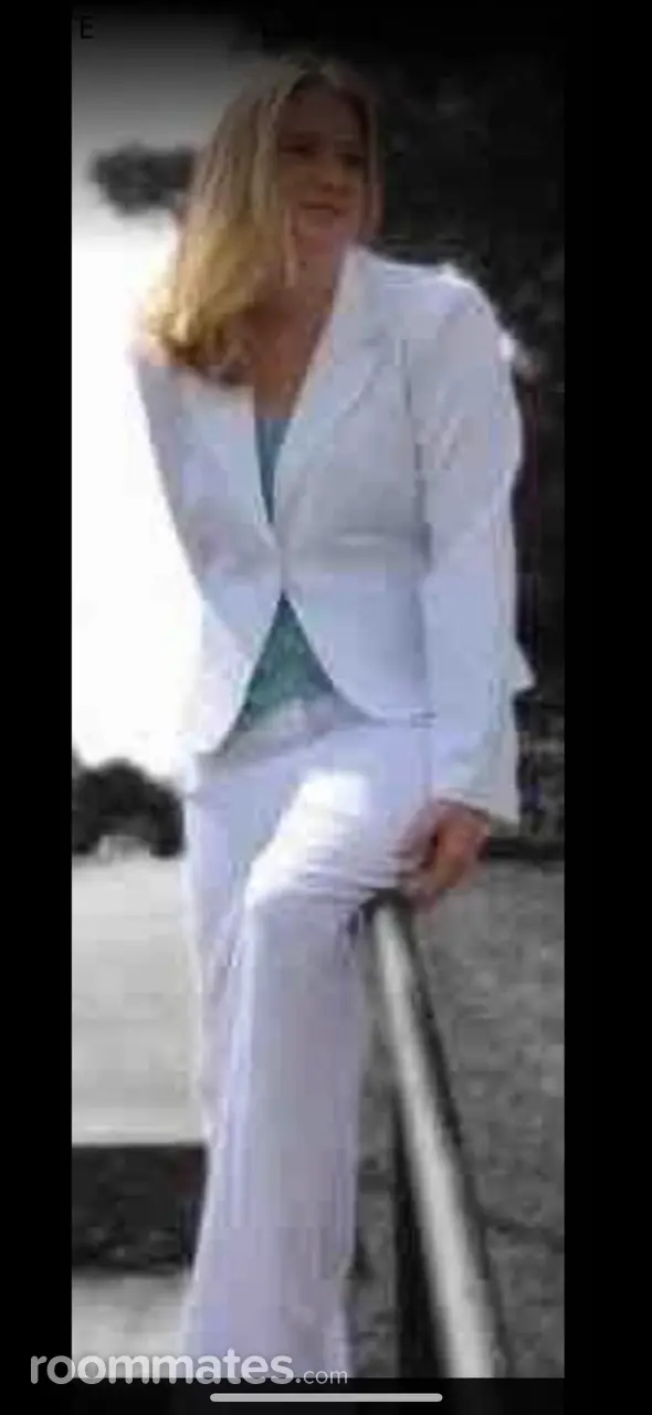 Profile photo 6 of 10