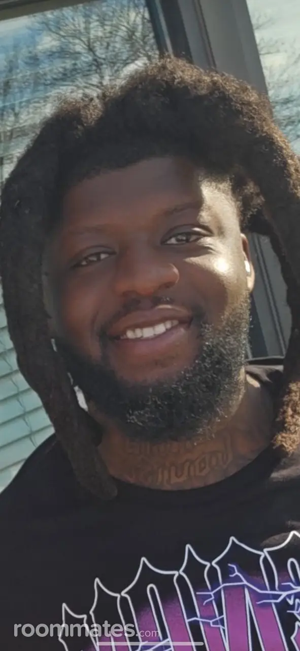 Profile photo 1 of 3