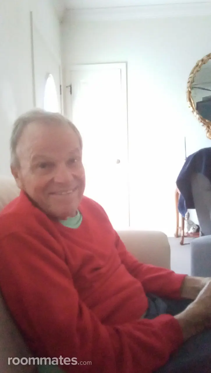 Profile photo 8 of 8