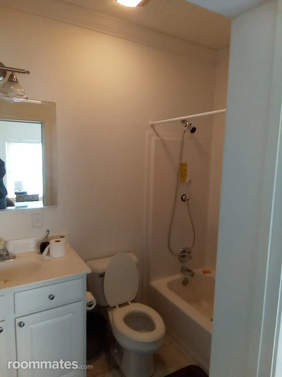 Profile photo 3 of 8