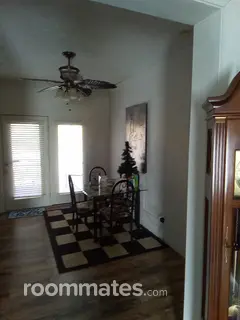 Room for rent in Asheville, NC $500, house