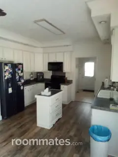 Room for rent in Asheville, NC $500, house