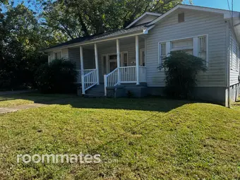 Room for rent in High Point, NC $725, house