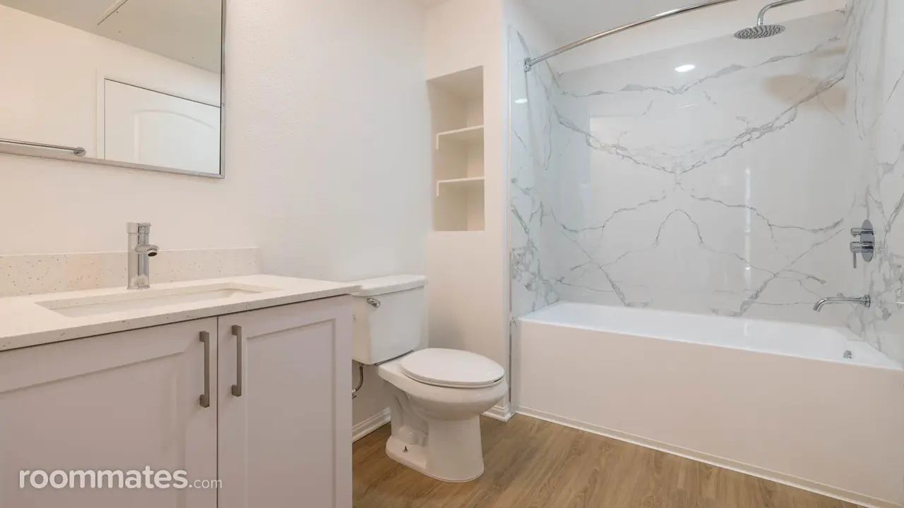 Profile photo 3 of 5