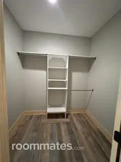 Room for rent in Burnsville, NC $800, house