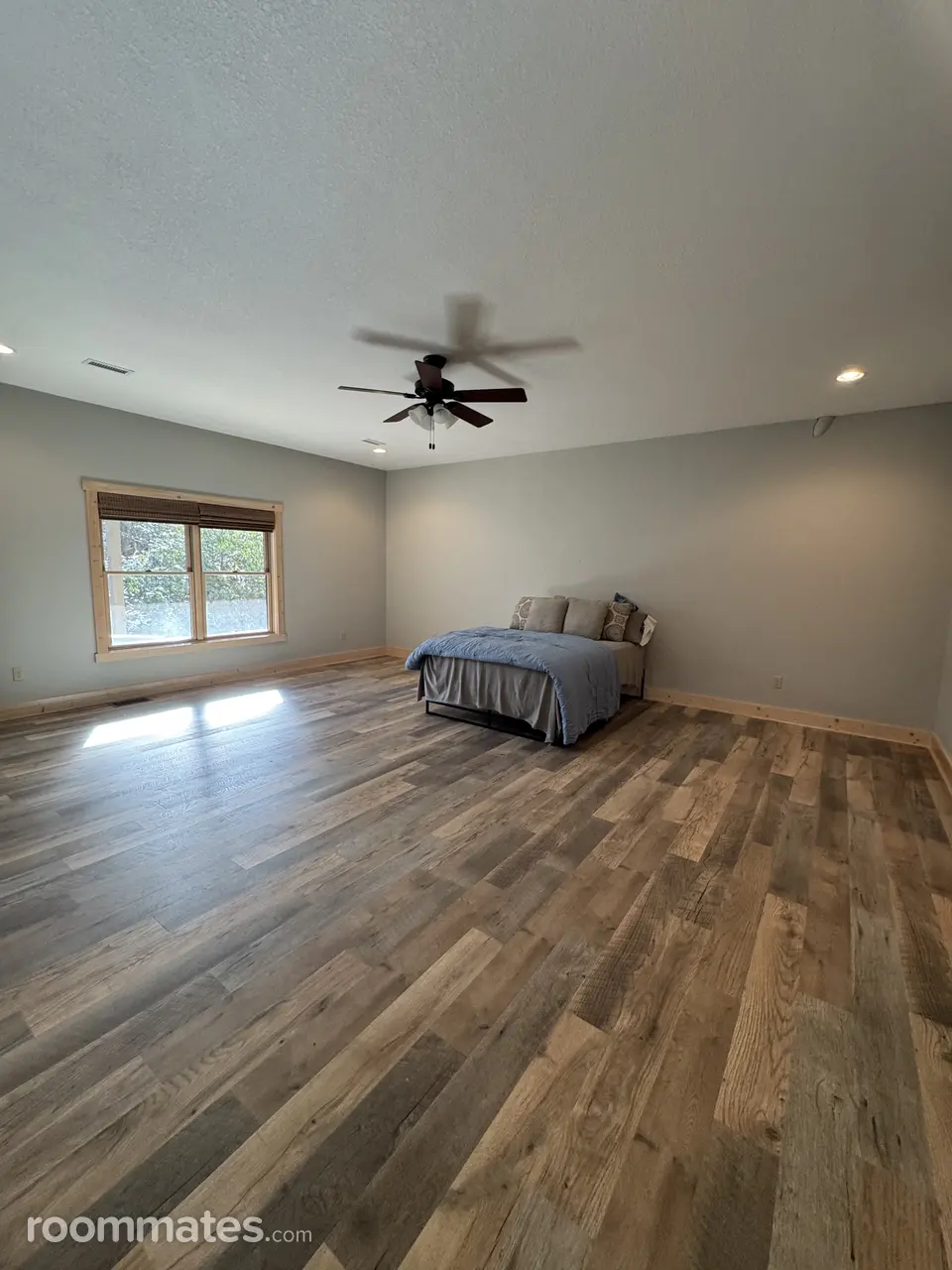 Profile photo 2 of 7