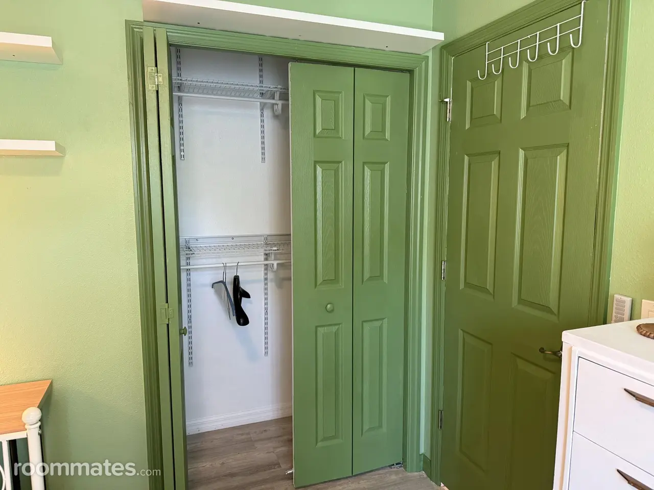 Profile photo 5 of 8