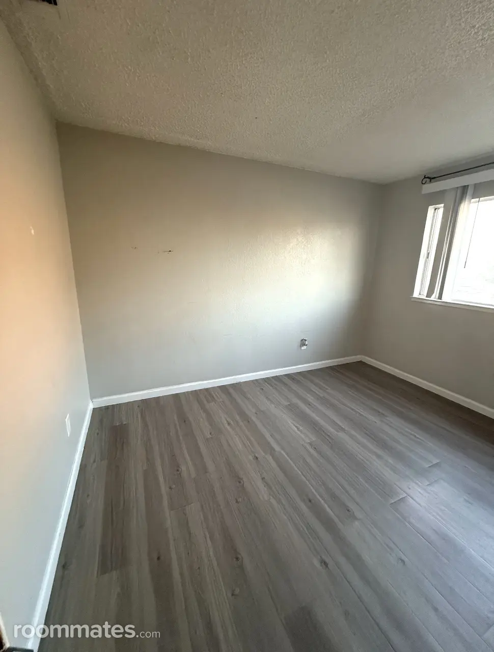 Profile photo 4 of 6