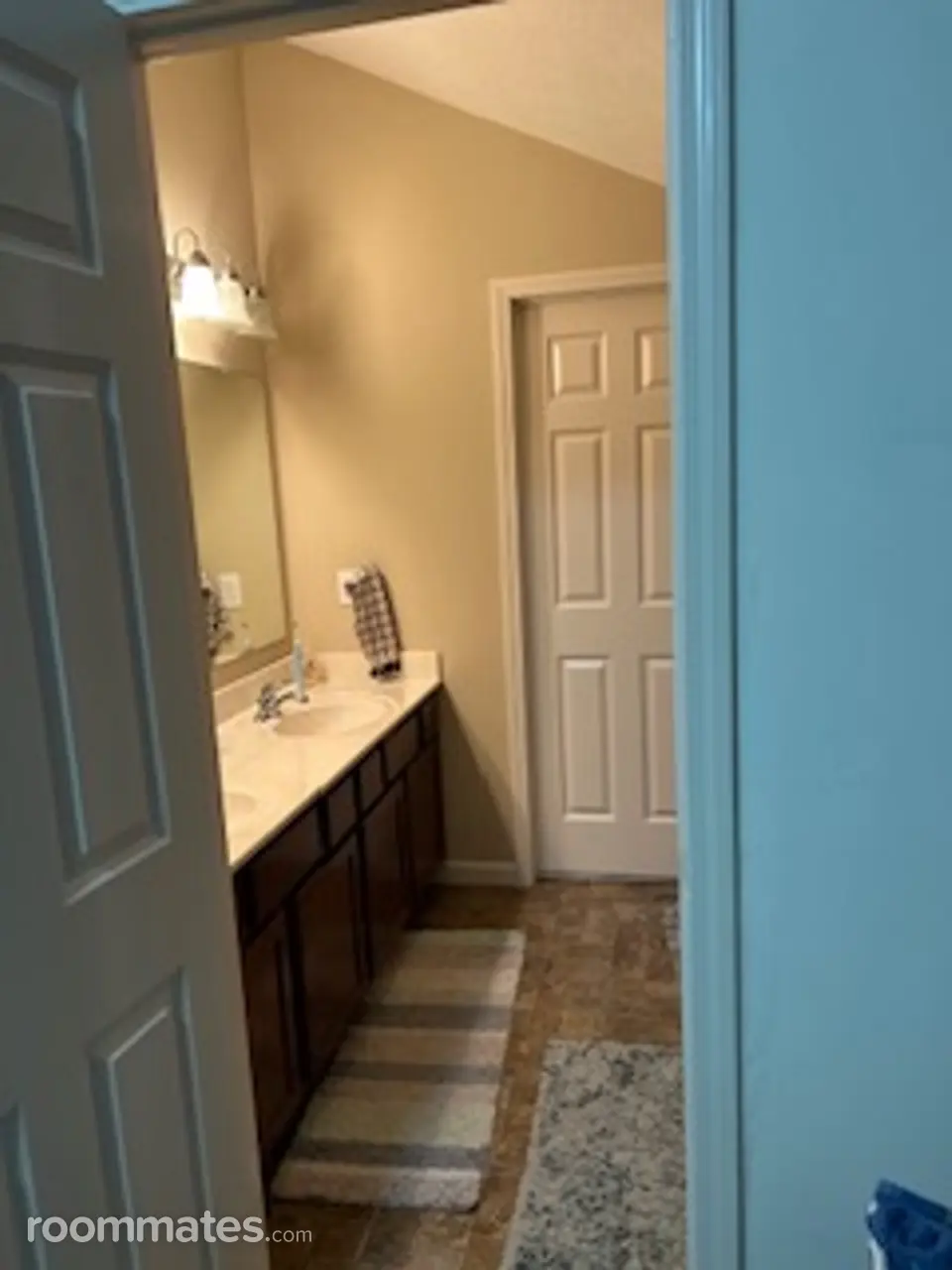 Profile photo 8 of 9