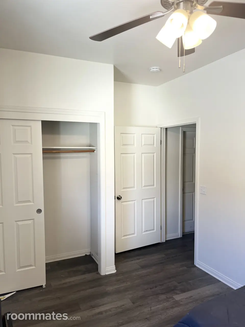 Profile photo 3 of 4