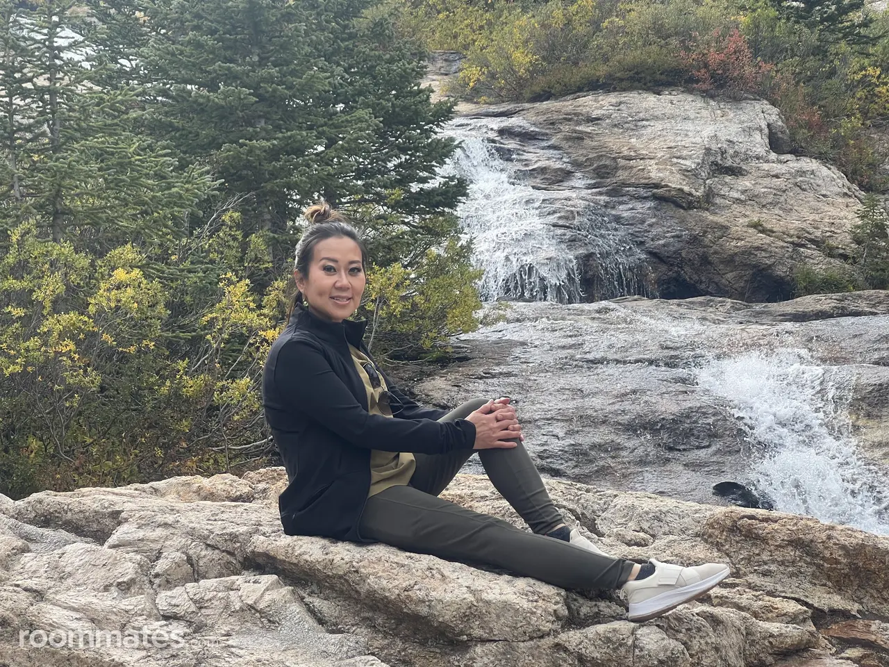 Profile photo 10 of 10