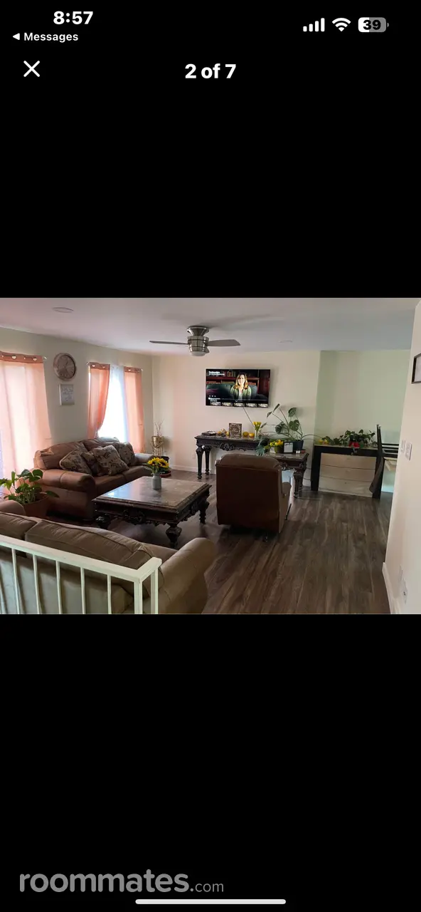 Profile photo 5 of 10