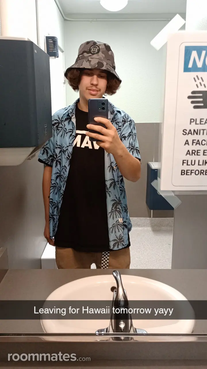 Profile photo 4 of 8