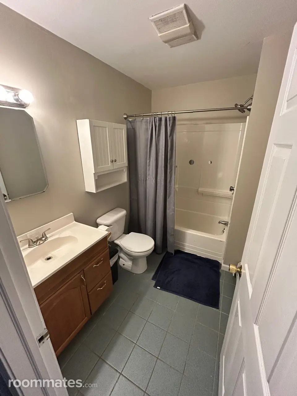 Profile photo 5 of 14