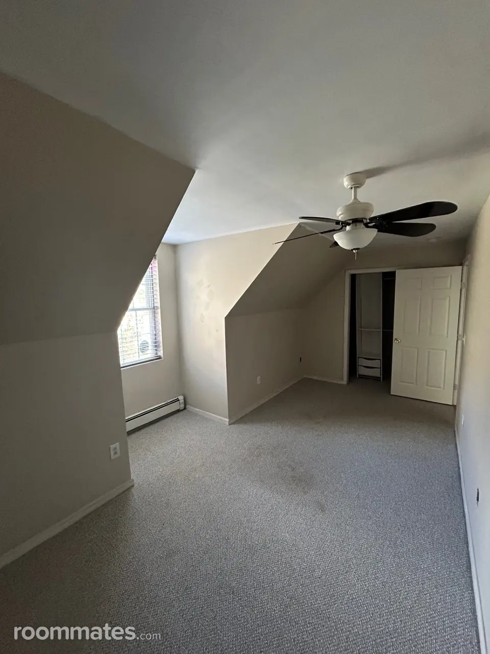 Profile photo 3 of 14