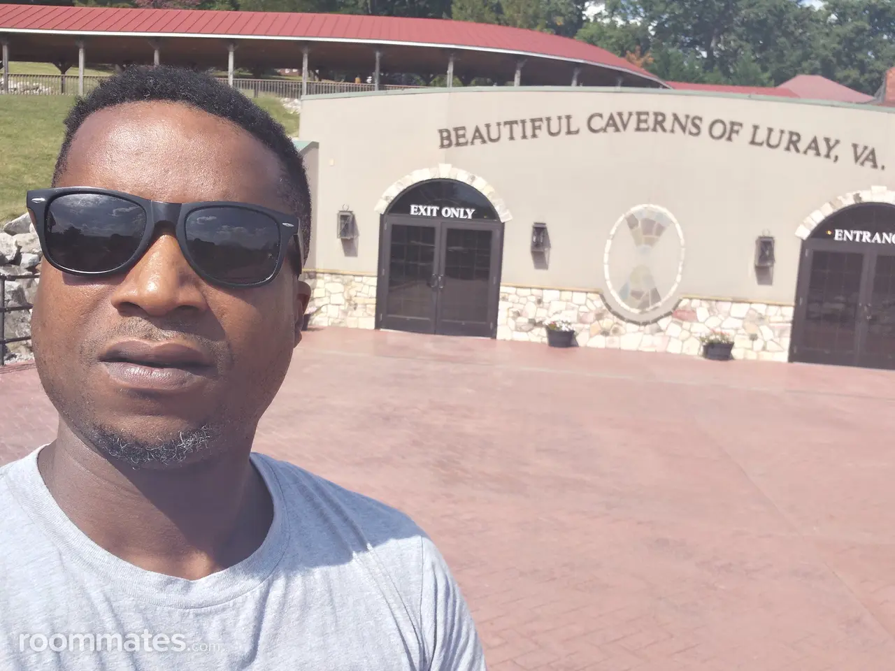 Profile photo 8 of 10