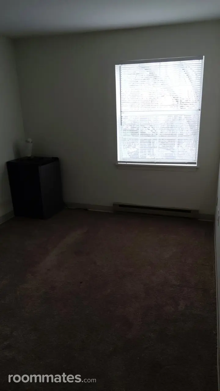 Profile photo 1 of 10