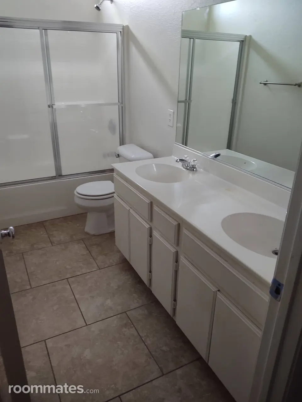 Profile photo 1 of 4