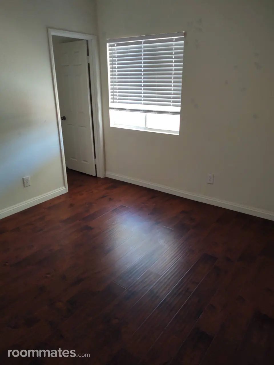 Profile photo 2 of 4